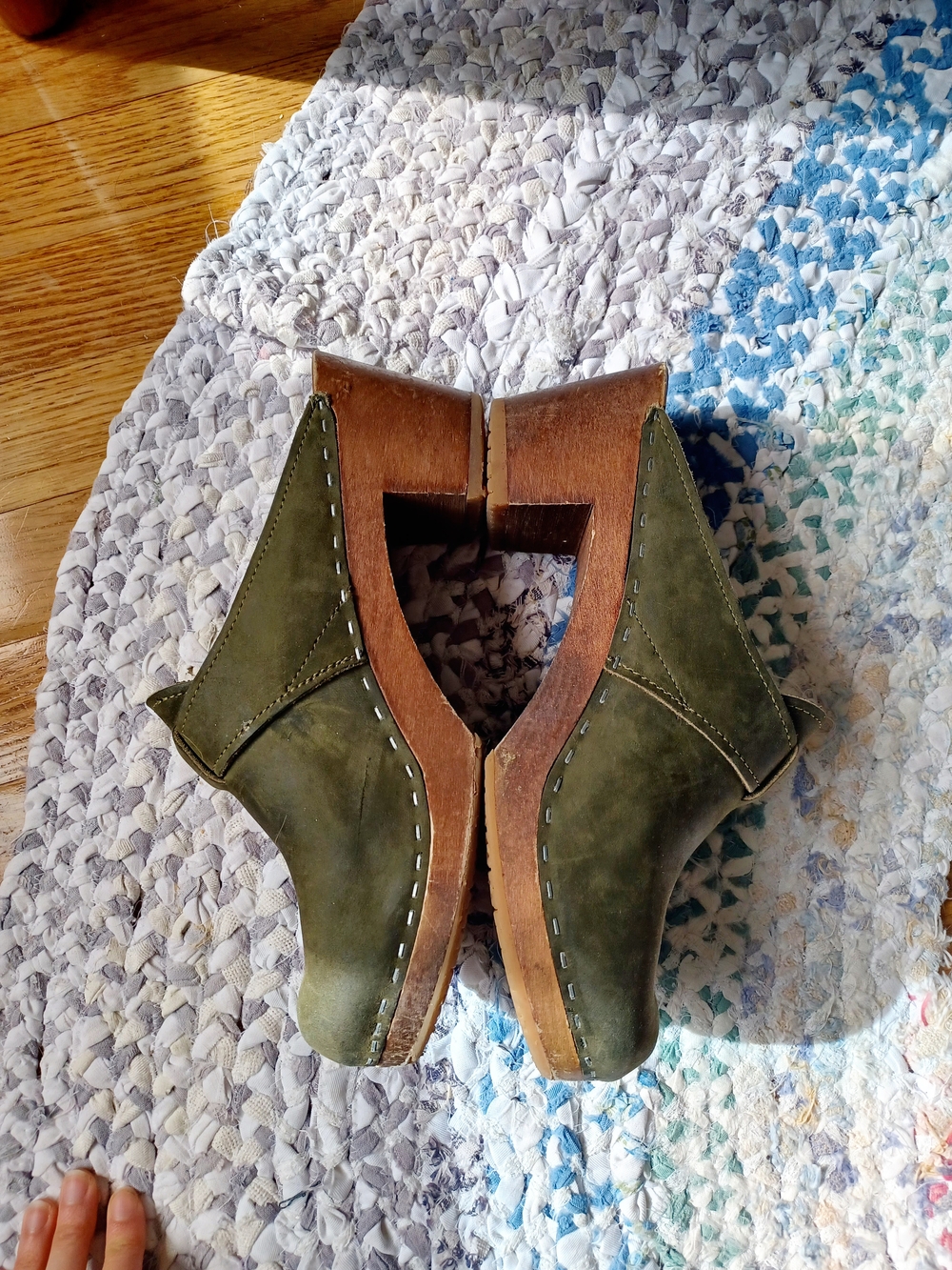 Sandgrens Olive Green Women's Leather Clog Heels Size 41